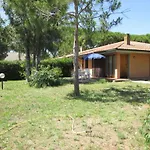 Aparthotel In E Casali A Giannella 3*