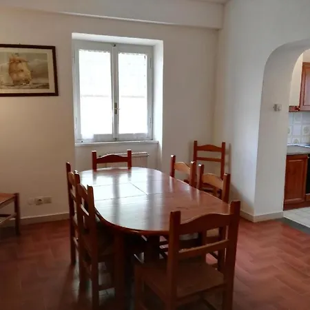 Aparthotel In E Casali A Giannella 3*