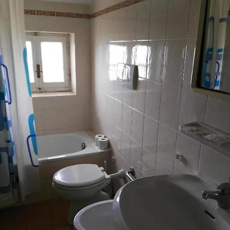 In E Casali A Giannella 3*