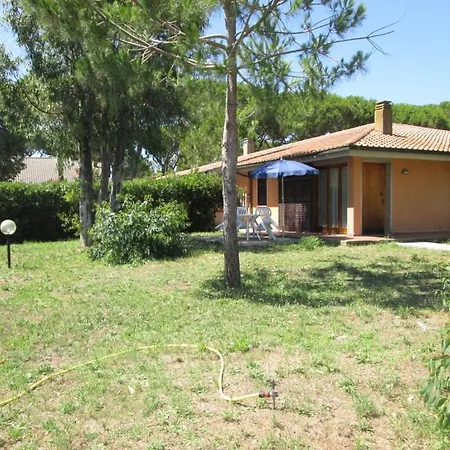 Aparthotel In E Casali A Giannella 3*
